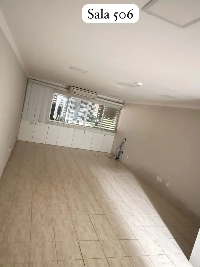 Sala Comercial 506
