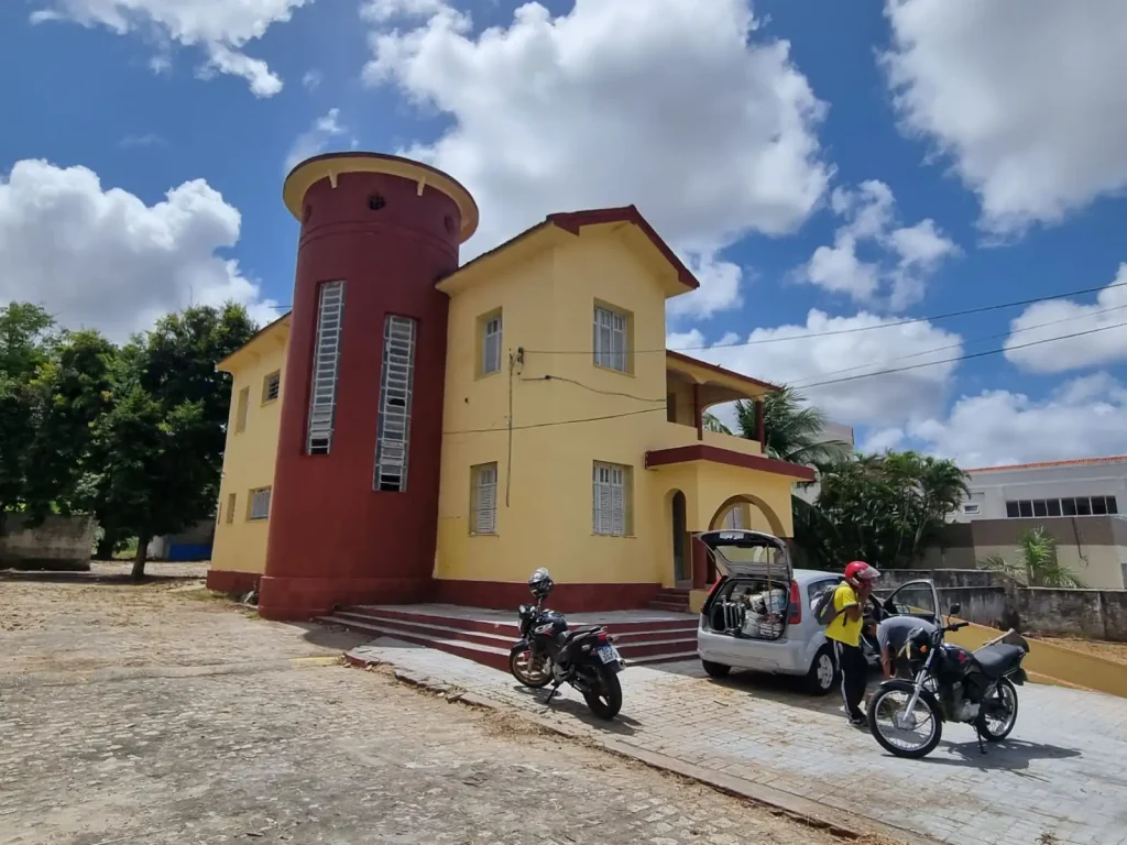 Prédio Comercial – Casarão